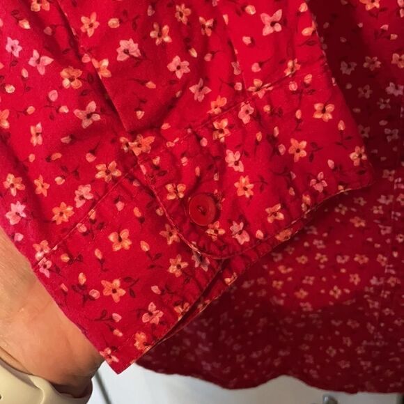 Disney shirt  - Picture 5 of 6